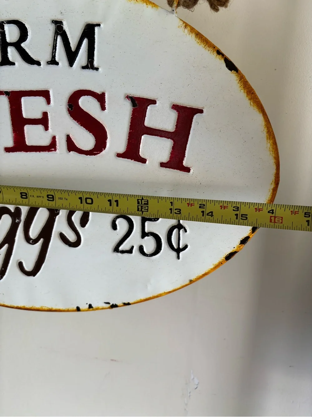 Farm Fresh Eggs 25¢ Vintage-Style Hanging Sign Metal